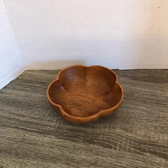 Hand Carved Flower Wooden Bowl - Picture 3 of 8